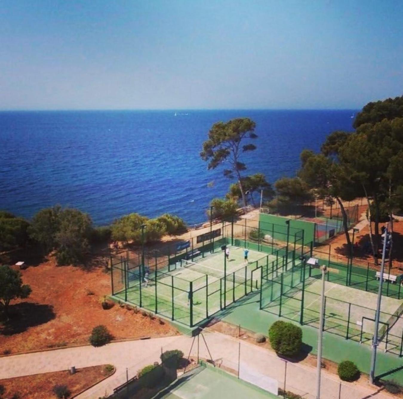 Logement Vue Mer Splendide - Situe A 50 Metres Du Bord De Mer Et 2 Minutes Des Plages - Bandolina Bagian luar foto